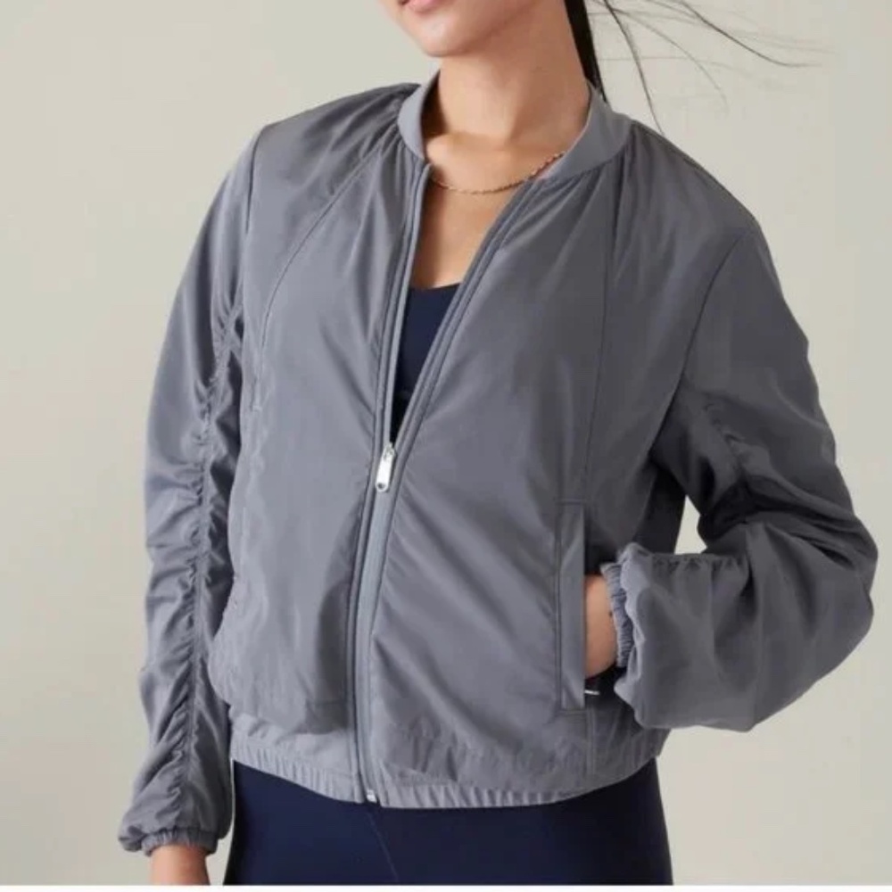 Athleta Womens Gray Wayfarer Shirred Sleeve Bomber Jacket Size Medium